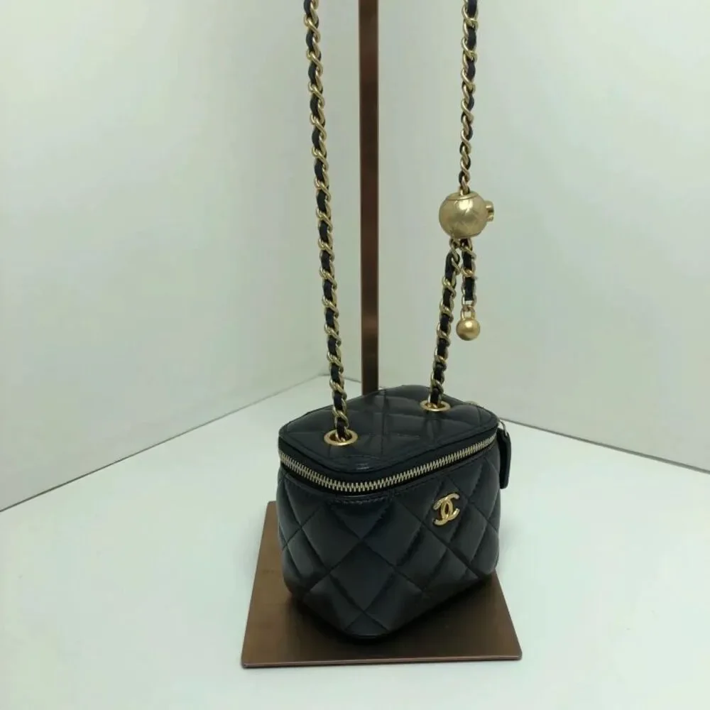 Chanel Women Pre-Loved Bag Very Good Condition